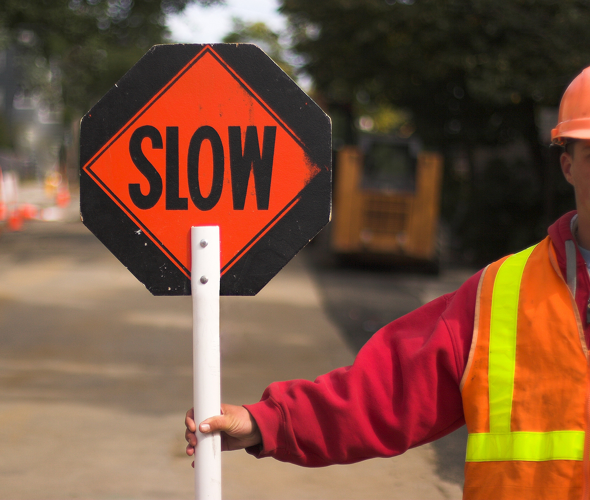 mn-law-allows-construction-zone-flaggers-to-report-bad-drivers